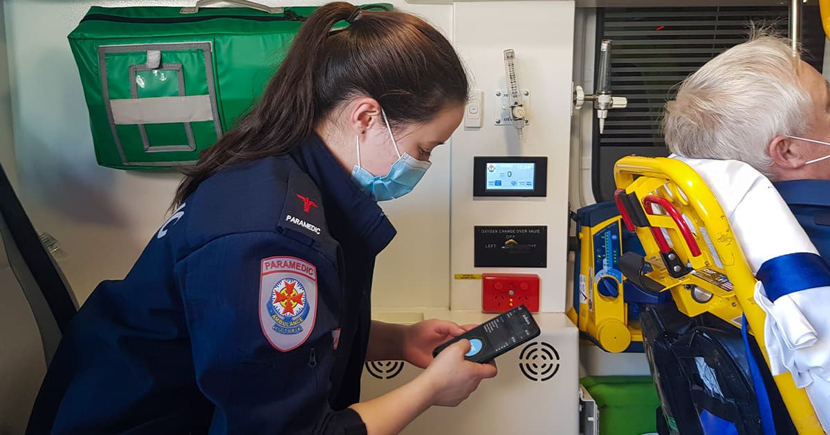 a paramedic from ambulance victoria enters patient info in pulsara